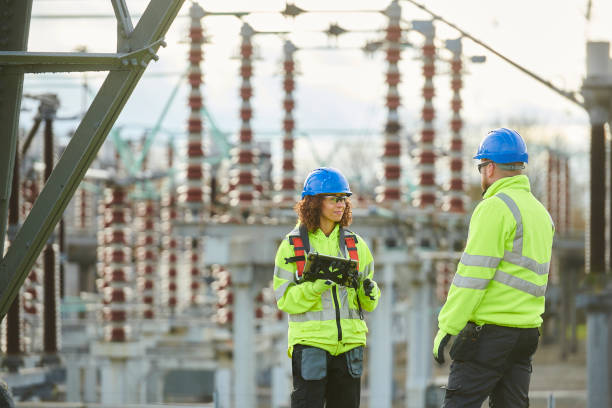 Best Affordable Emergency Electrician  in Lathrop, MO
